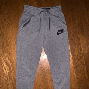 Gray Nike jogger sweats